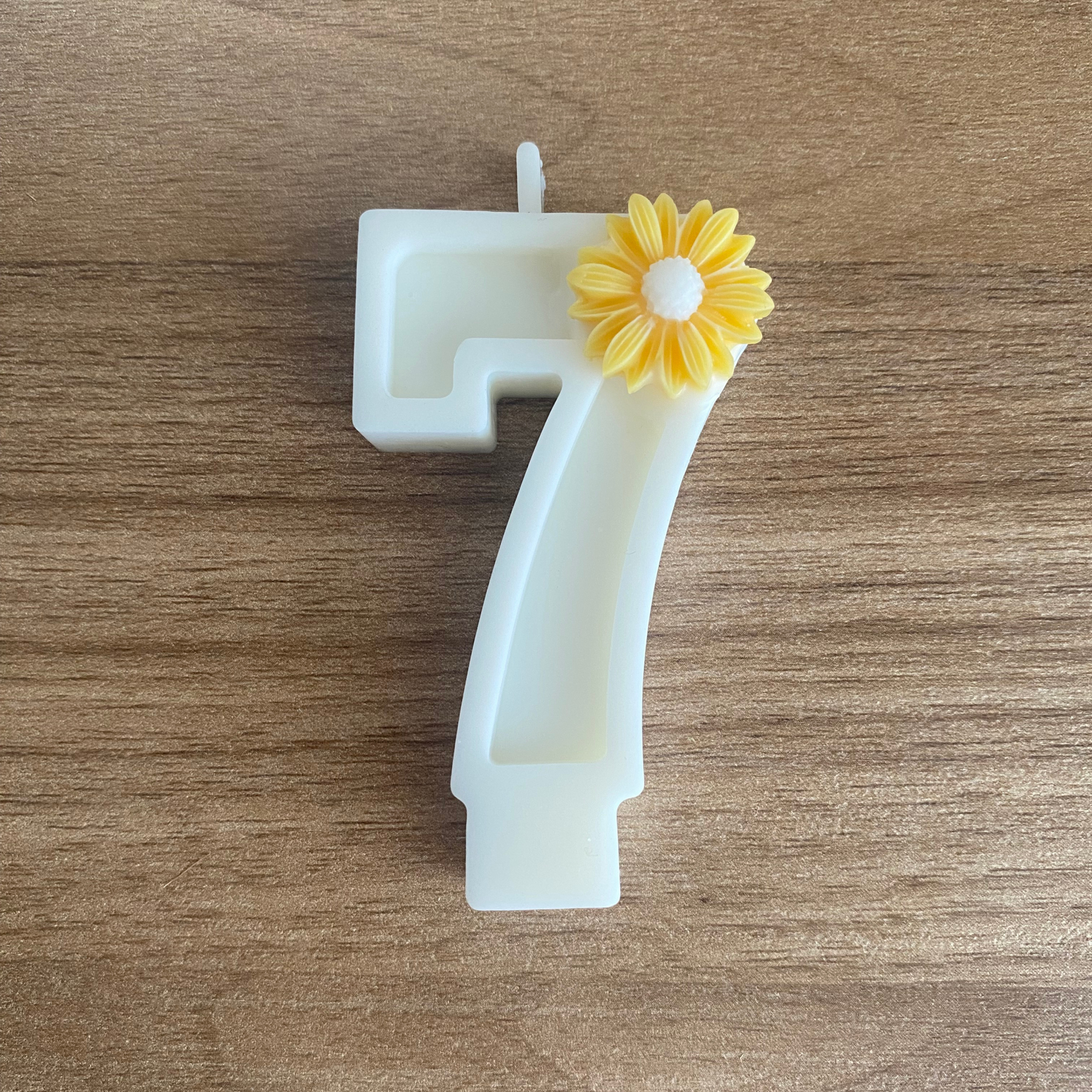 VELA MARGARITA Nº 7